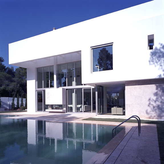 Wide Open Villa / KLab architecture