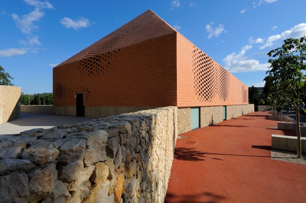 Pope John Paul II Hall / Randić & Turato