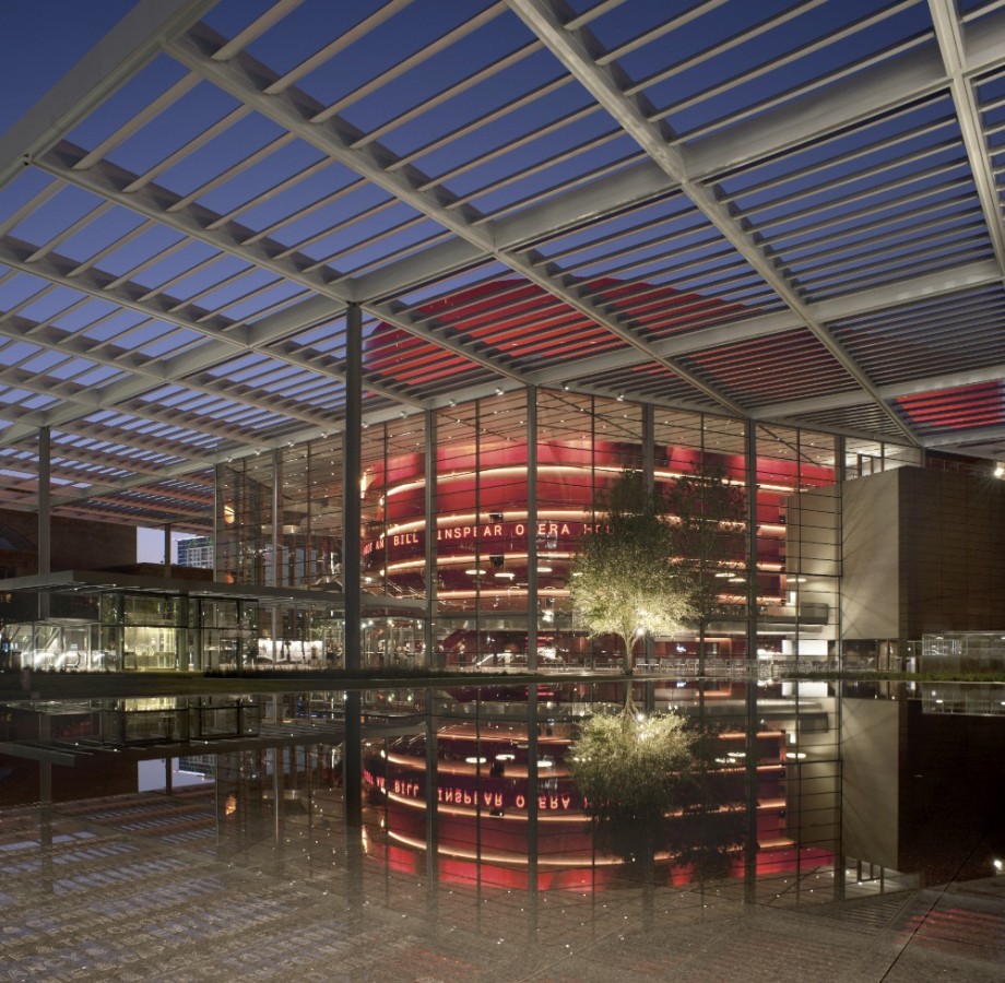 ©  Nigel Young / Foster + Partners ©  Nigel Young / Foster + Partners
