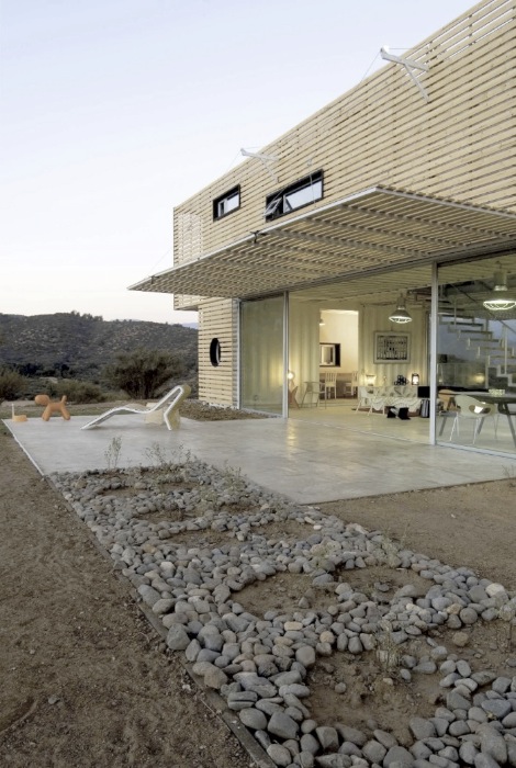 Manifesto House / James & Mau, for Infiniski