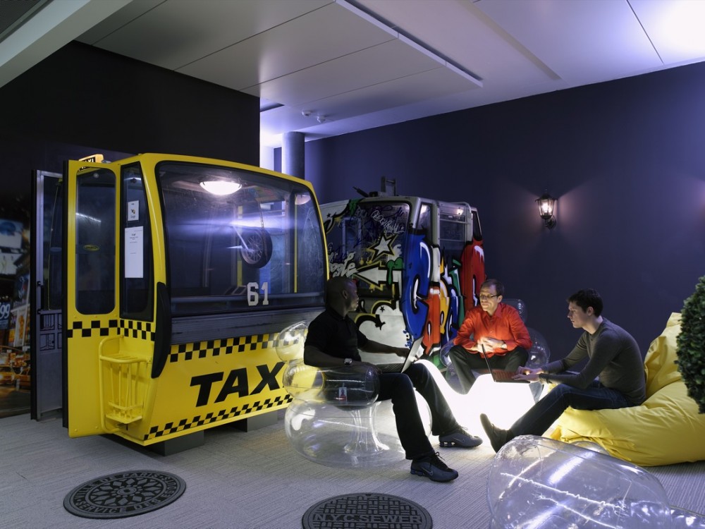 Google EMEA Engineering Hub / Camezind Evolution