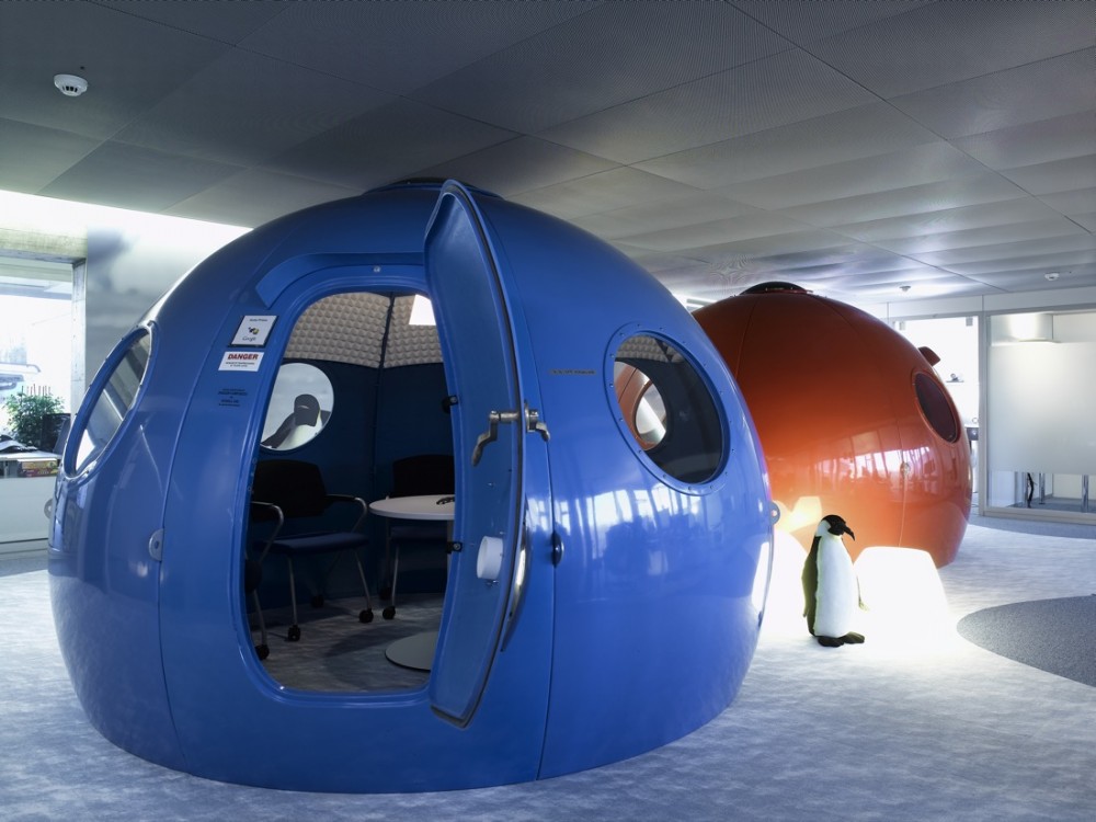 Google EMEA Engineering Hub / Camezind Evolution