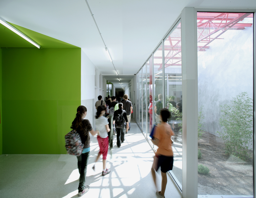 School extension in Tarrega / NUG Arquitectes