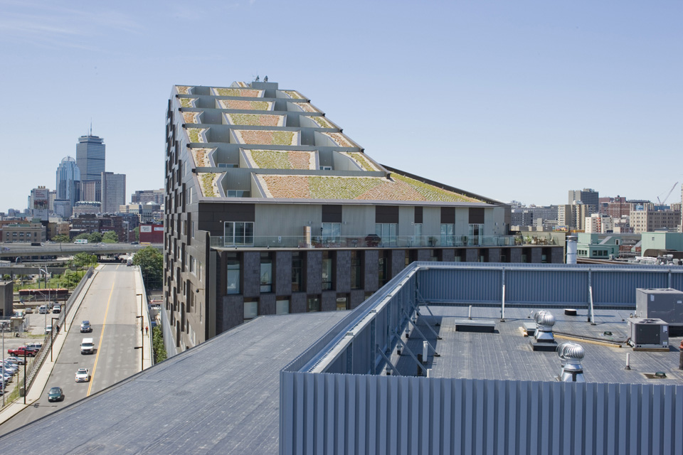 Macallen Building Condominiums / office dA