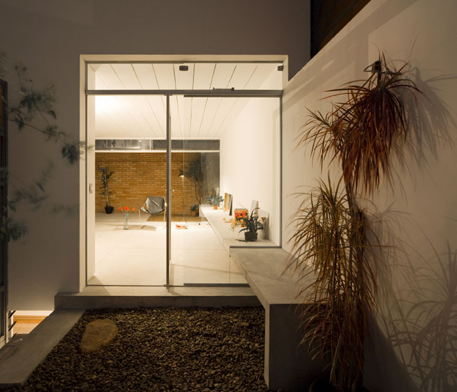 Cube house / AR Arquitetos