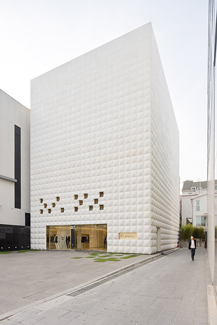3.1 Phillip Lim / Leong Leong Architecture