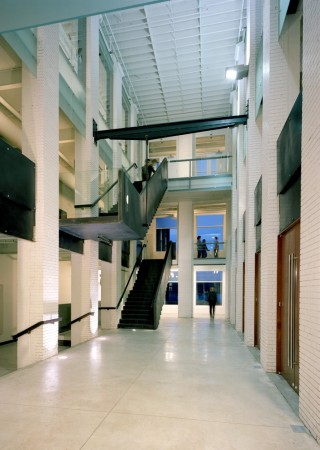 Waterloo School Of Architecture © Ben Rahn/A-Frame
