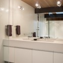 Mercer Island House © Benjamin Benschneider