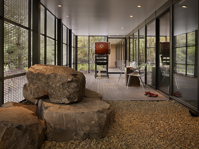 Mercer Island House © Benjamin Benschneider