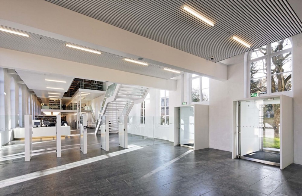 University library Utrecht / Grosfeld van der Velde Architecten