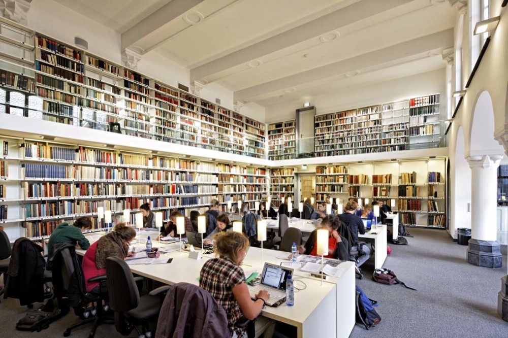 University library Utrecht / Grosfeld van der Velde Architecten