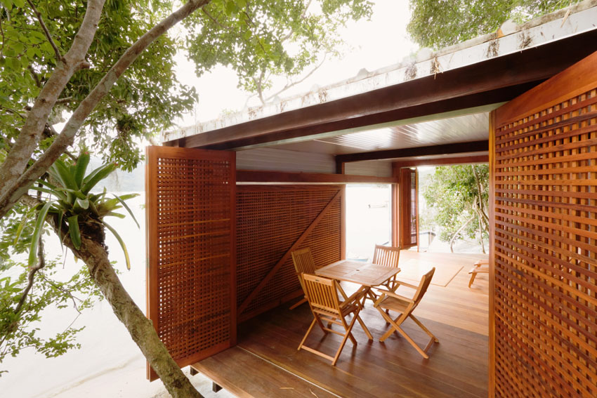 Pier House / Gabriel Grinspum + Mariana Simas