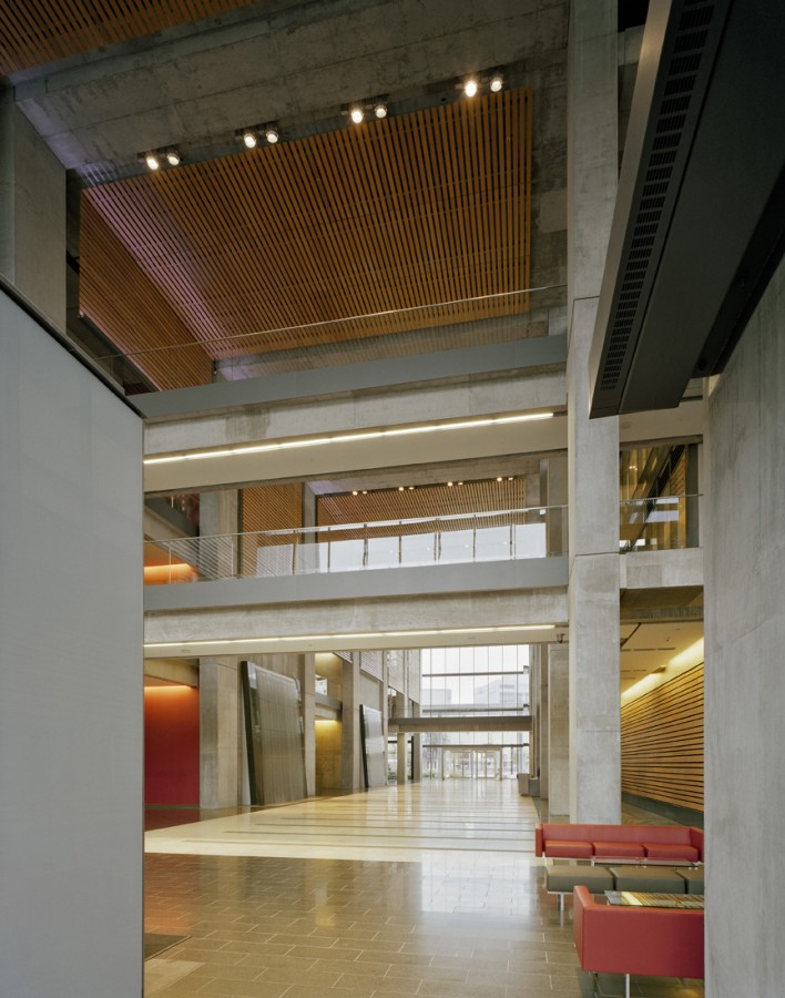 Manitoba Hydro / KPMB Architects