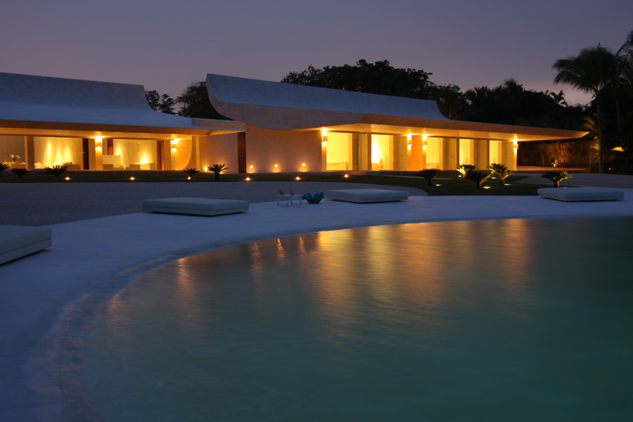 House in Casa de Campo / A-cero