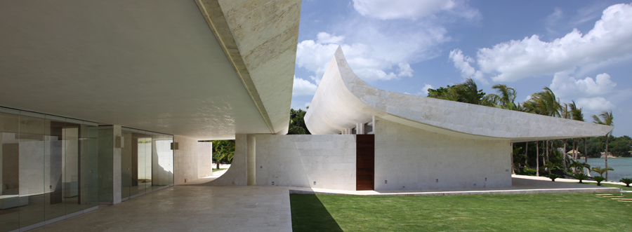 House in Casa de Campo / A-cero