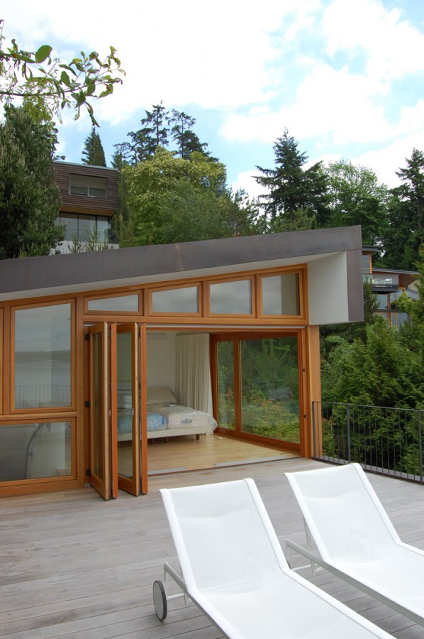 14-wang-adu-deck-h&m © Hutchison & Maul Architecture