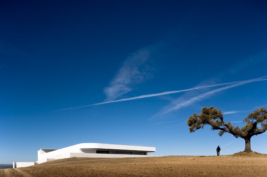 AD Photographers: Fernando Guerra