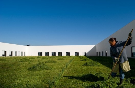 Picture 22 Music School / Joao Luis Carrilho da Graca © Fernando Guerra