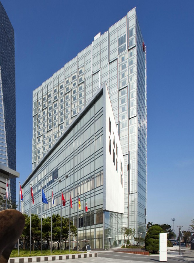 Sheraton Incheon Hotel in Korea / HOK