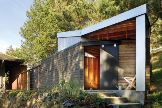 Northwest Home and Garden - Morrow Shed - Hutchison Maul Archite