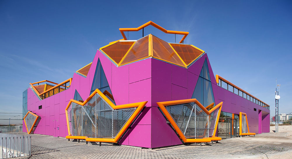 Rivas Vaciamadrid Youth Center / Mi5 Arquitectos