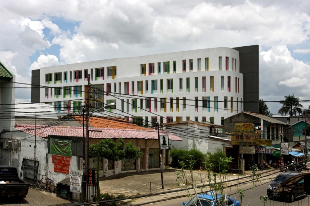 Kemang Medical Care / Aboday Architects