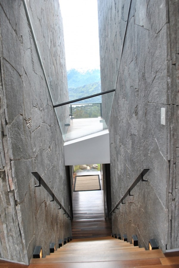 House on the Mountain / Alric Galindez Arquitectos