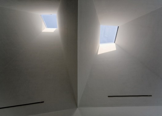 s_009