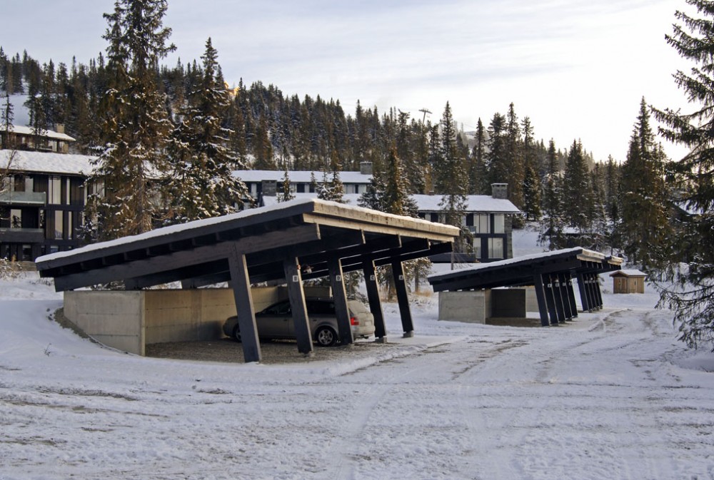 Nirvana Mountain apartments / JVA