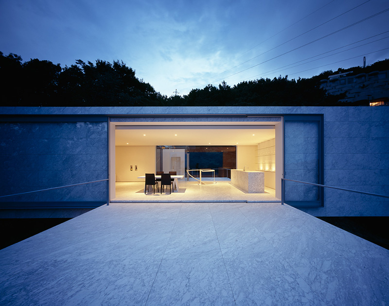 +016 © Ken'ichi Suzuki