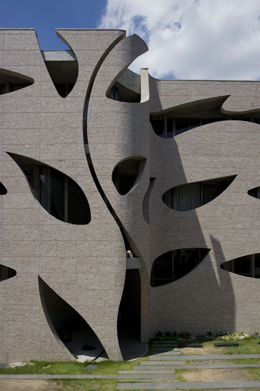 Villa Saitan / EASTERN Design Office