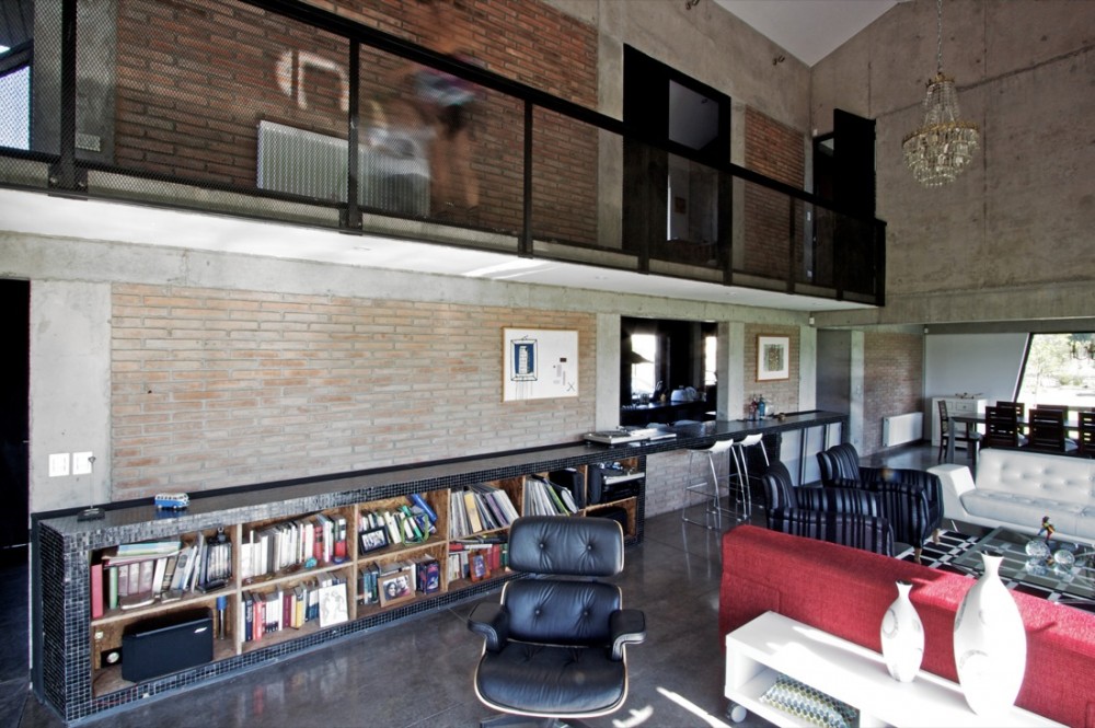 House in Colina / OPA