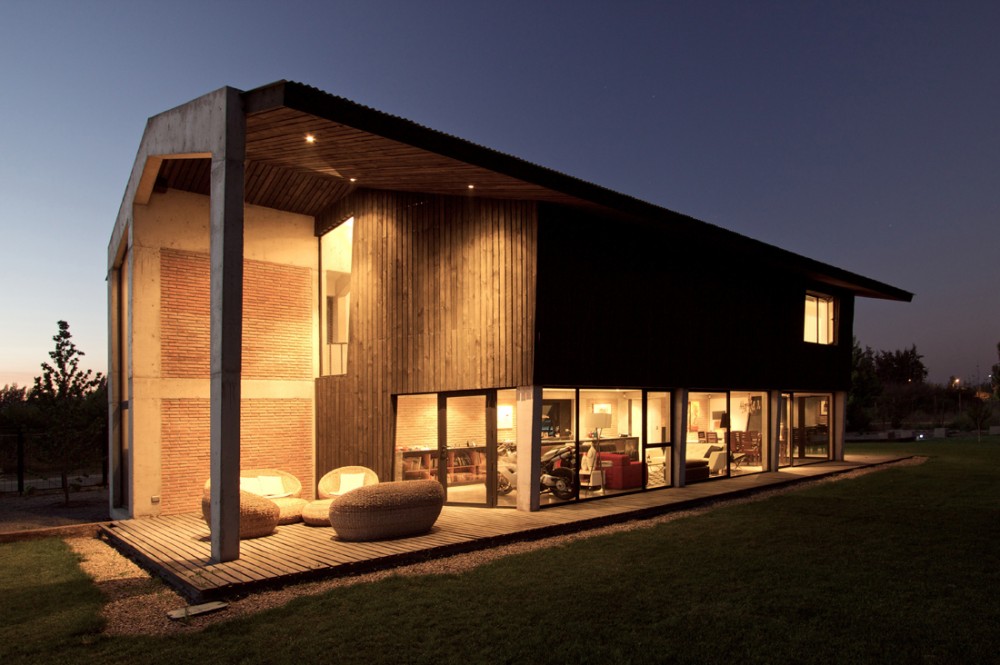 House in Colina / OPA