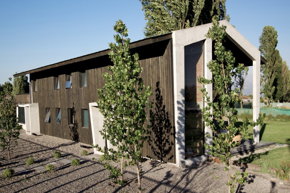 House in Colina / OPA
