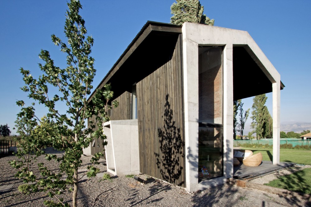House in Colina / OPA