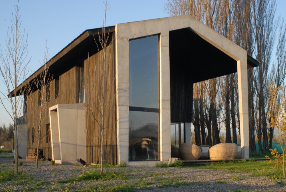 House in Colina / OPA