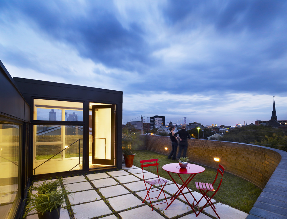 Split Level House / Qb Design