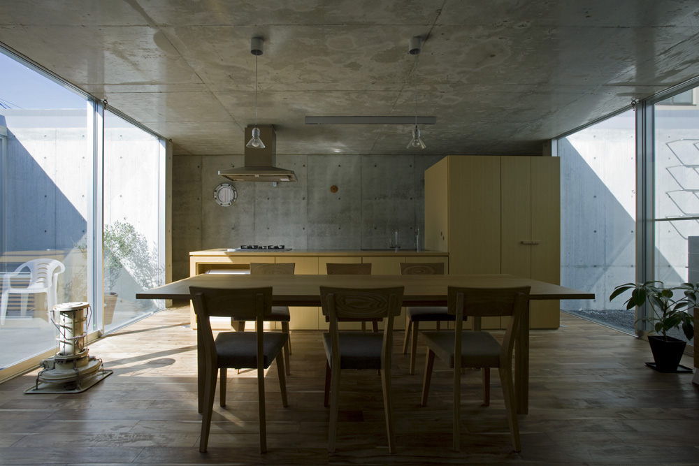 MON Factory/House / EASTERN Design Office