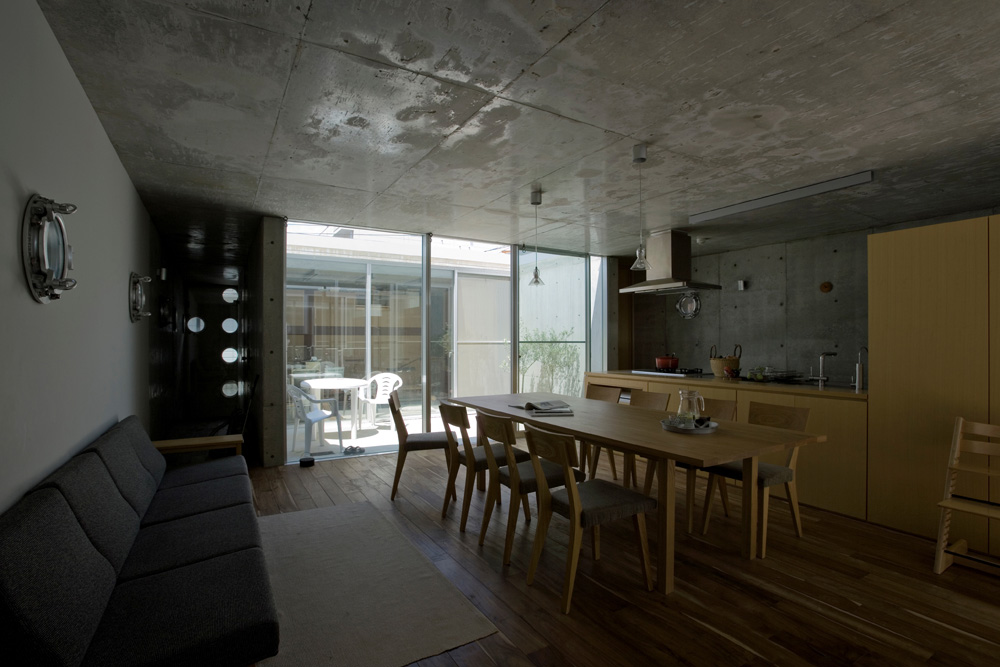 MON Factory/House / EASTERN Design Office