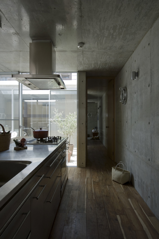 MON Factory/House / EASTERN Design Office