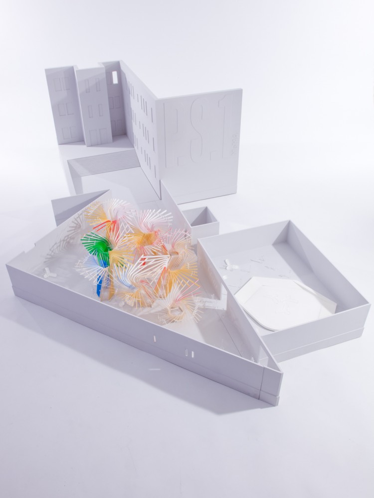 001-EASTON_COMBS_PS1 © EASTON+COMBS