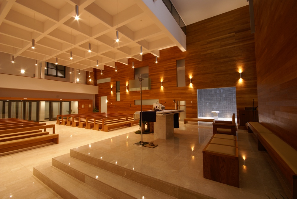 Parish Church of St Luke the Evangelist / Roman Vukoja & Robert Kriznjak