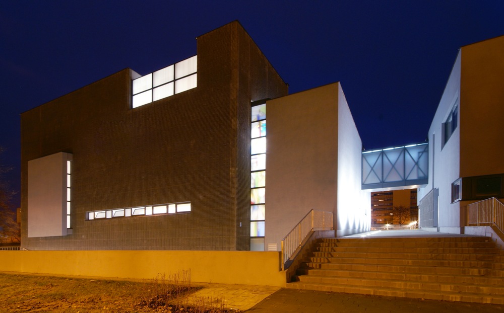 Parish Church of St Luke the Evangelist / Roman Vukoja & Robert Kriznjak
