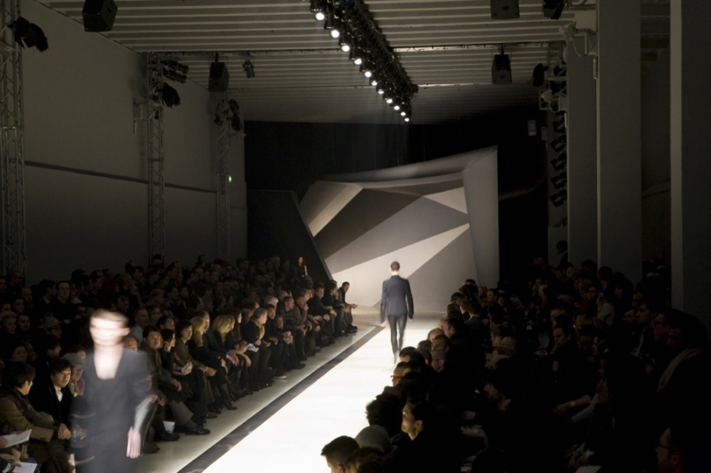AquiliAlberg backdrop design for NEIL BARRETT AW 10_Photo Fabrizio Marchesi 04 © Fabrizio Marchesi