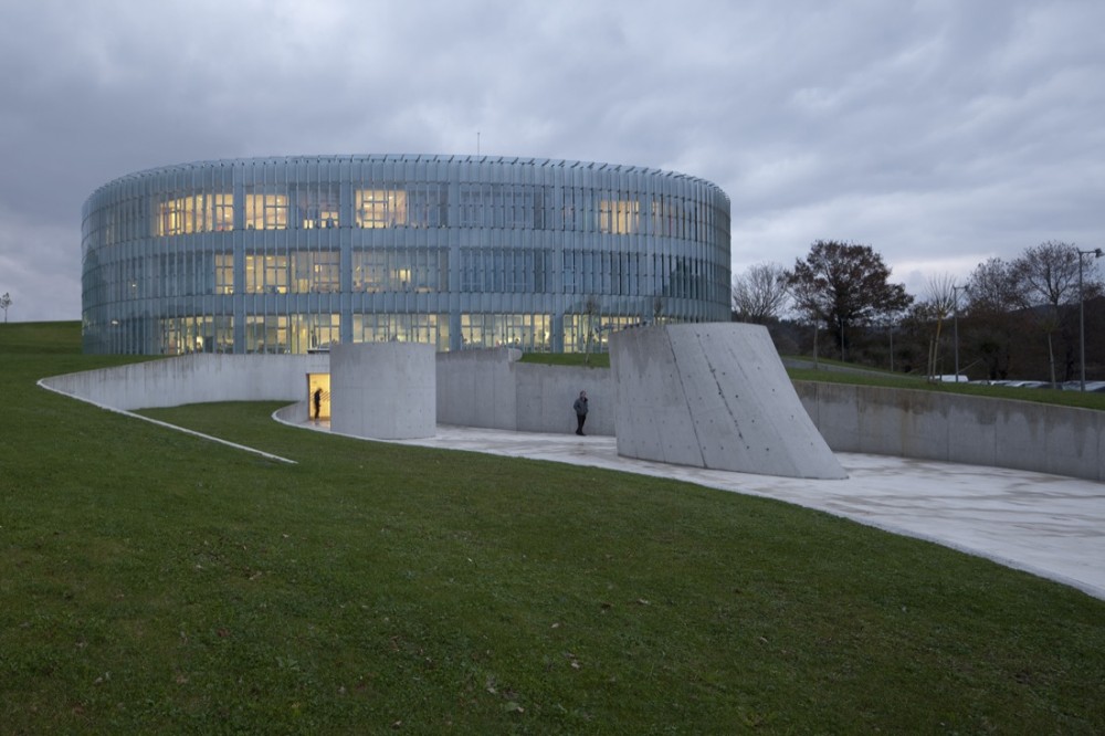 COLL-BARREU ARQUITECTOS_SoftwareBiotechPlants_AleixBague  p01 © Aleix Bagué
