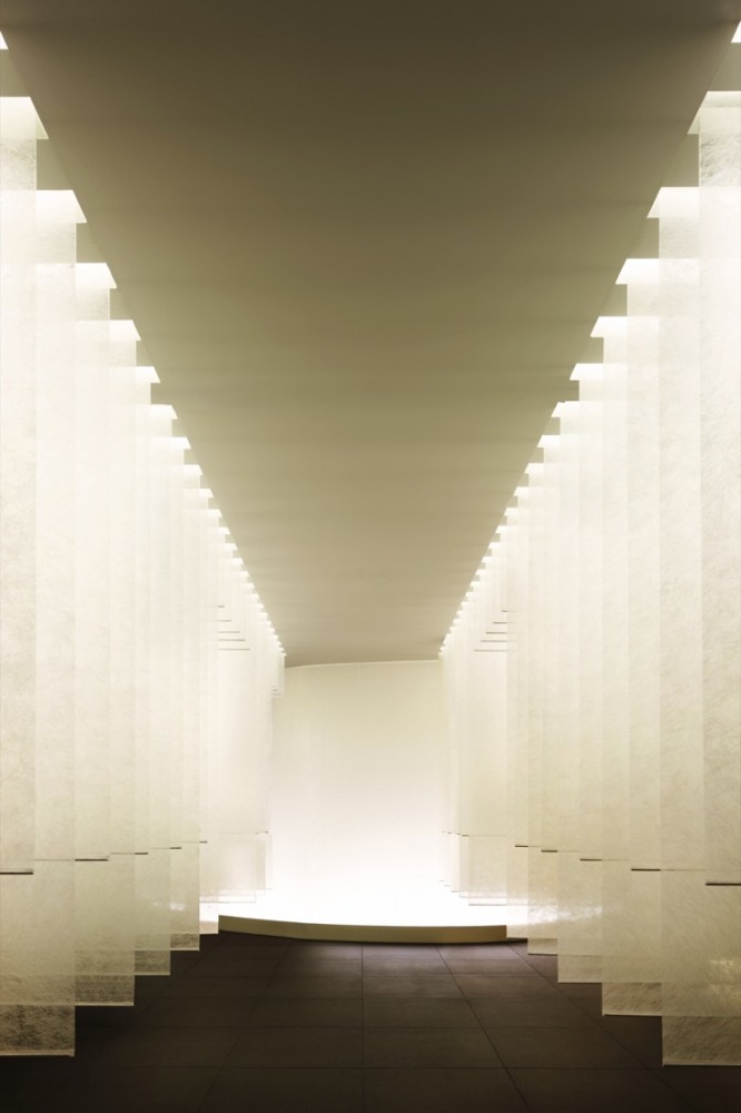 sensai_005 © Nacasa & Partners