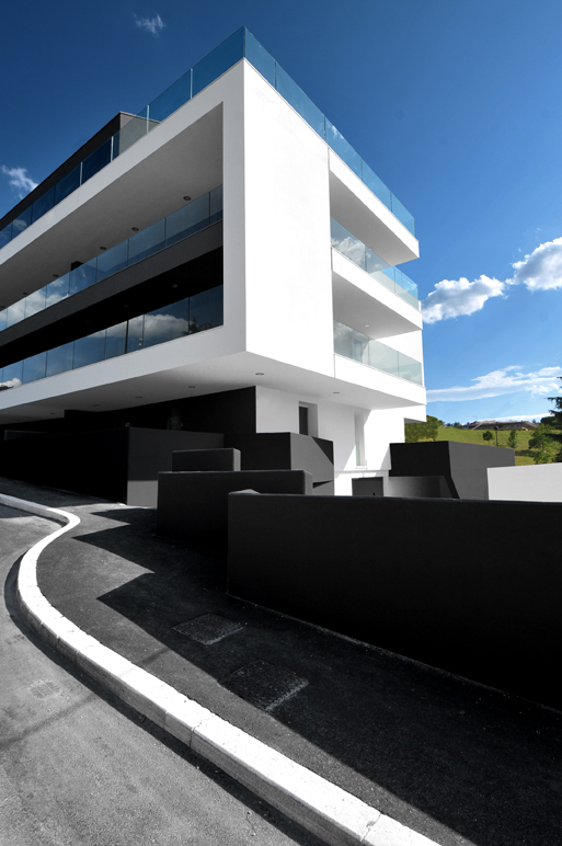 Cesena Building / Tisselli Studio Architetti