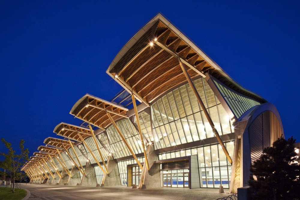 Richmond Oval - NW-elevation © Derek Lepper