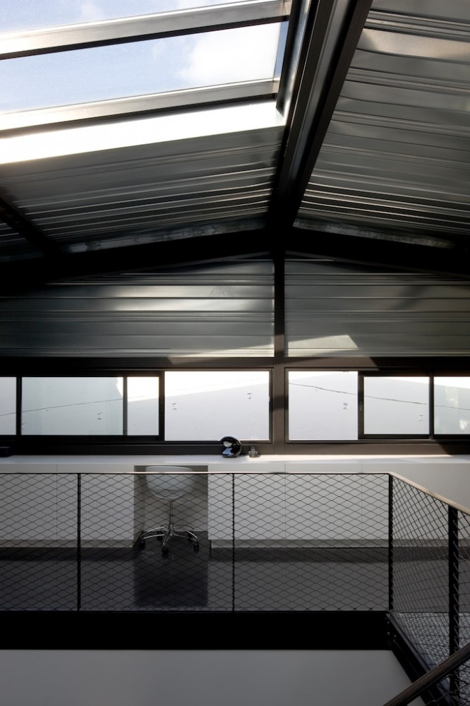 Big Black House / FABRE/deMARIEN architectes