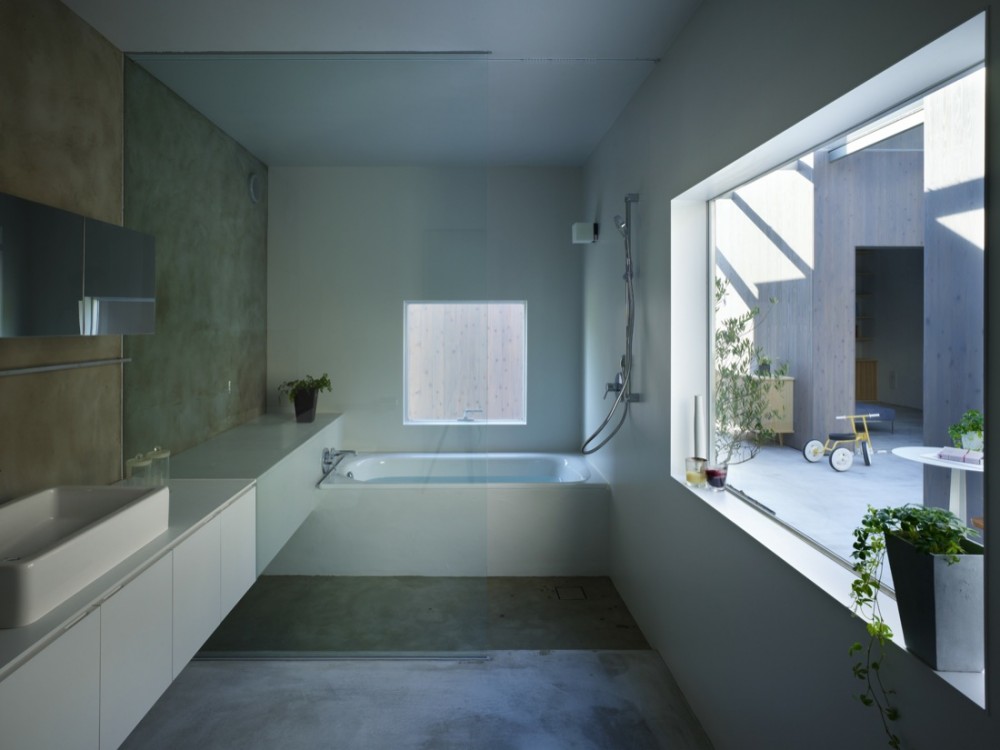 House in Buzen / Suppose Design Office
